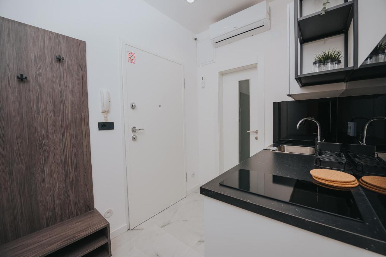 Godot Apartment *